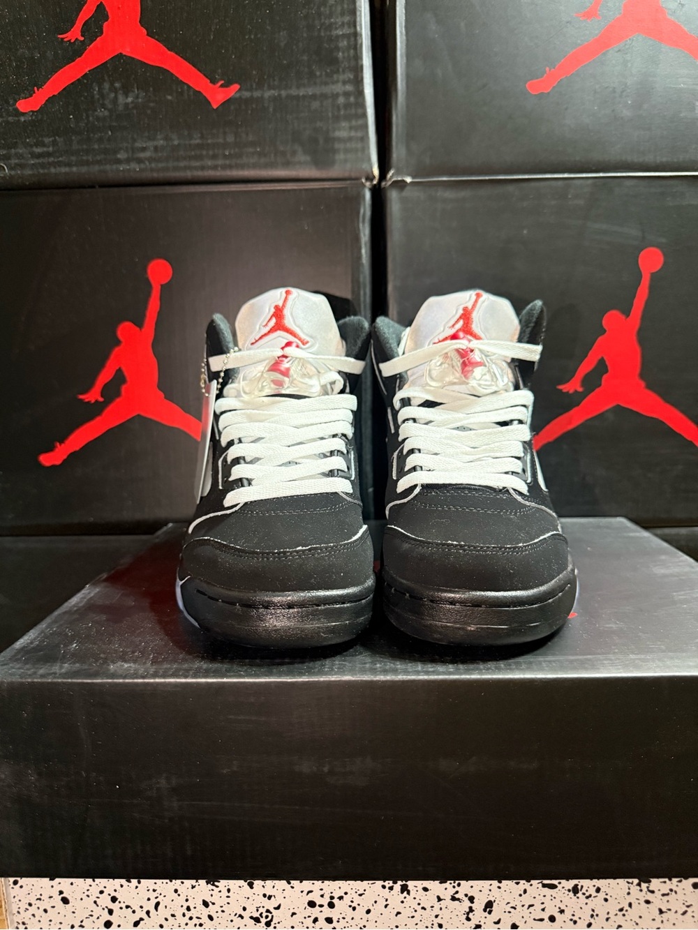 Air Jordan 5 Retro “Metallic Black” 2025 - Picture 3 of 6